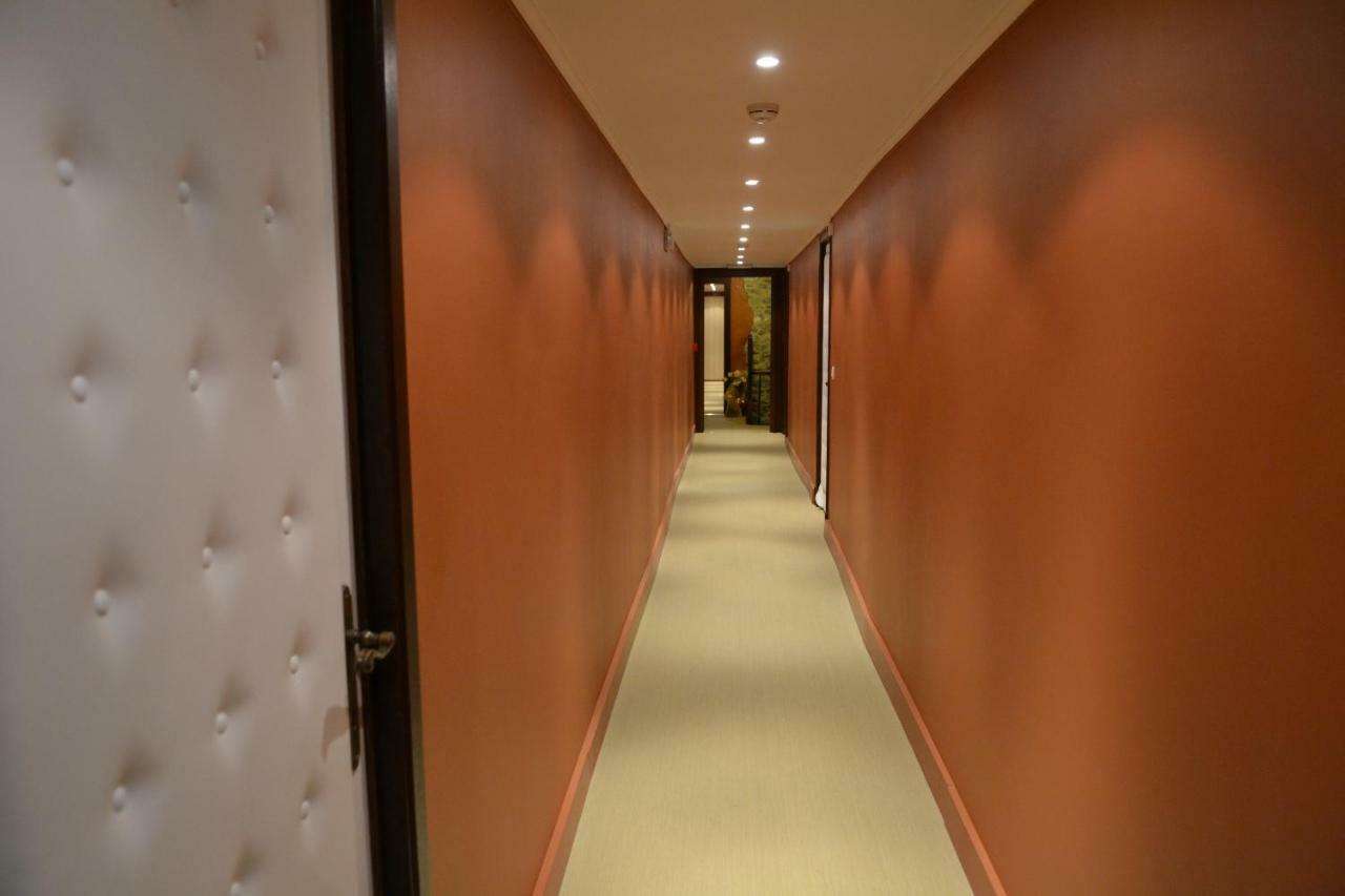 Auberge De Bouvignes ディナン エクステリア 写真