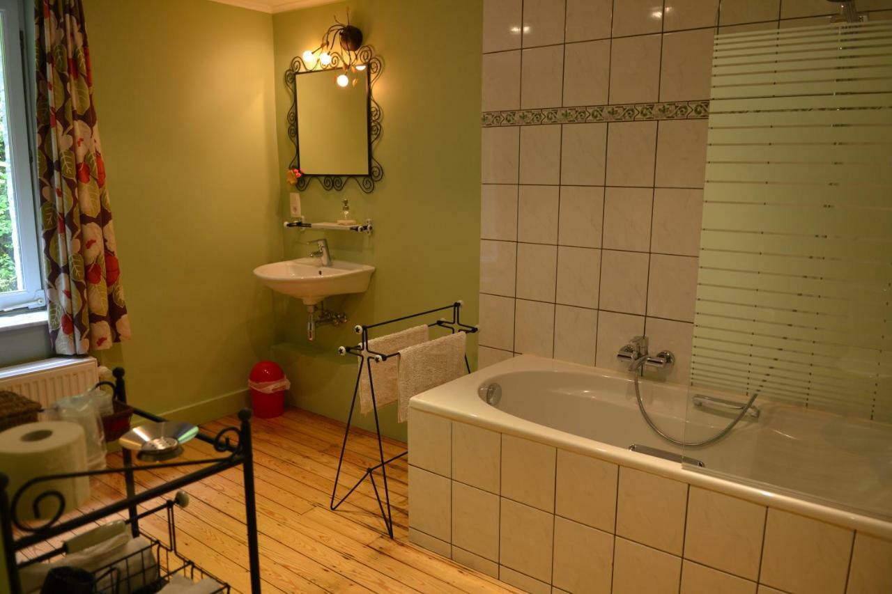 Auberge De Bouvignes ディナン エクステリア 写真